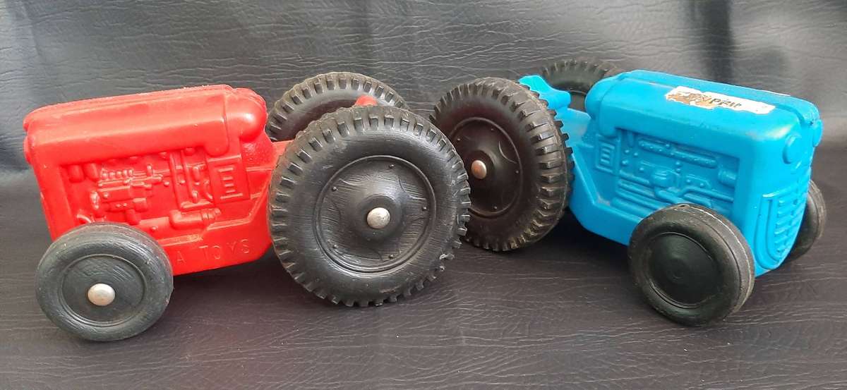 DUO TRACTOR SET  VINTAGE PRIMA TOYS, RED & BLUE WORKHORSES