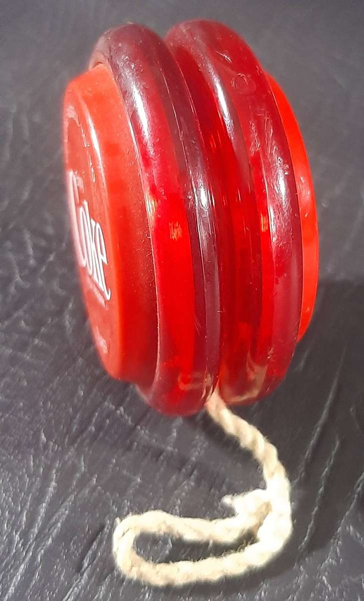 RARE SOUTH AFRICAN "GENIET COKE" RUSSELL YO-YO  AFRIKAANS EDITION!