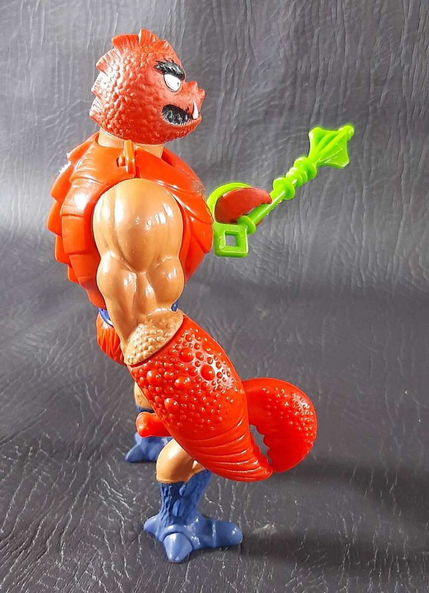 MASTERS OF THE UNIVERSE  CLAWFUL (1984) EVIL CRAB WARRIOR WITH MONSTROUS GRIP