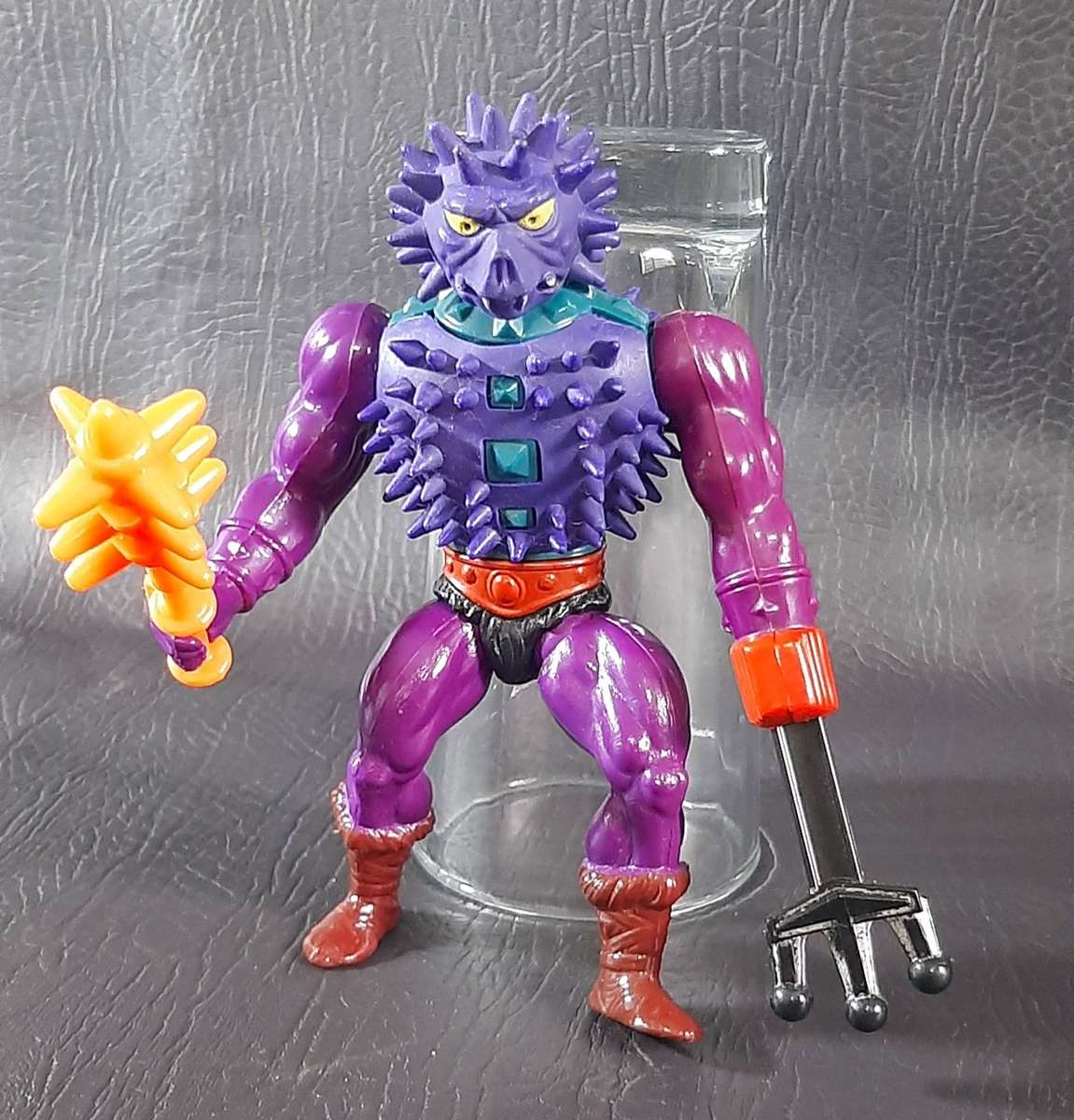 MASTERS OF THE UNIVERSE  SPIKOR (1985) EVIL WARRIOR WITH THE WICKED WRIST & ARMOR OF PAIN