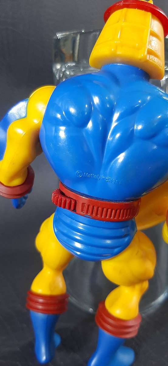 MASTERS OF THE UNIVERSE  SY-KLONE (1985) HEROIC HUMAN TORNADO WITH RADAR CHEST