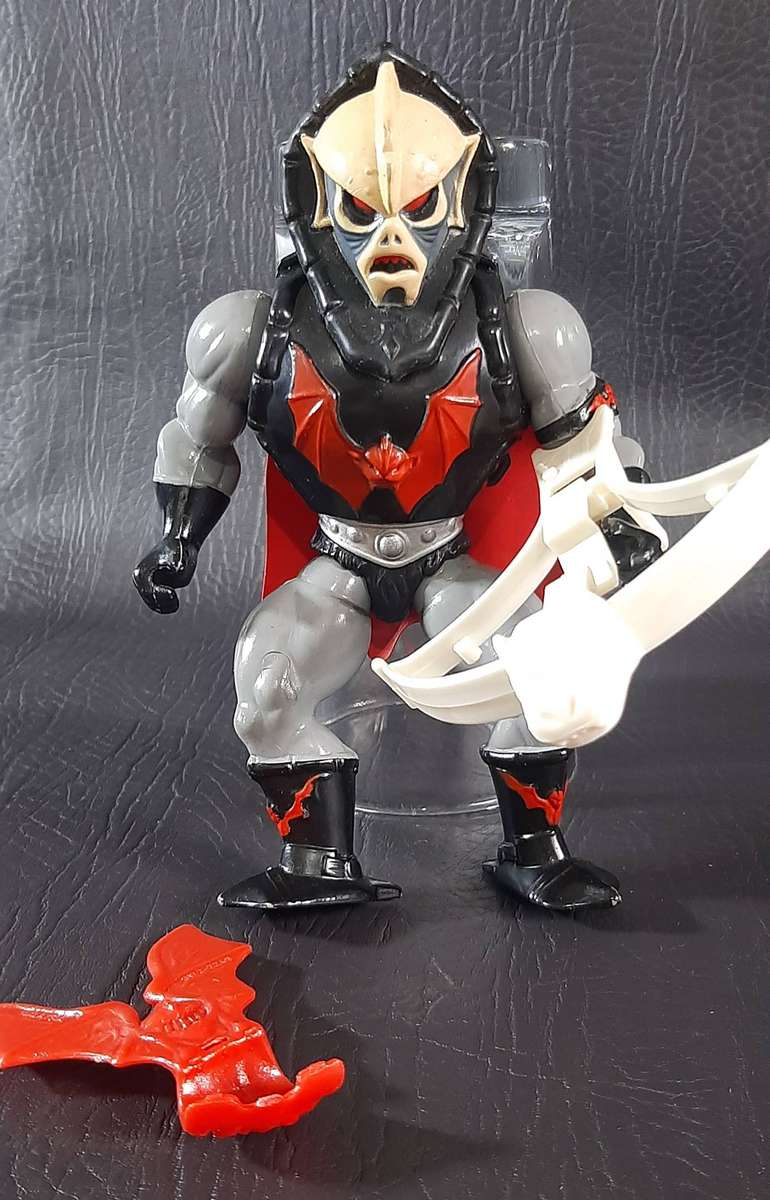 MASTERS OF THE UNIVERSE  HORDAK (1985) EVIL LEADER OF THE HORDE WITH CROSSBOW & CAPE