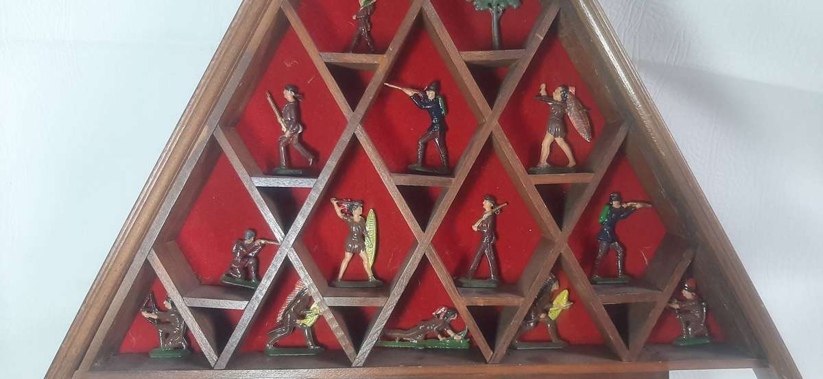 Vintage Lead Soldier Collection Triangular Wooden Display, 44cm x 43cm