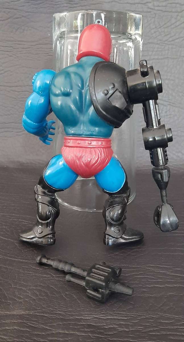 MASTERS OF THE UNIVERSE  TRAP JAW (WAVE 2, 1983)  VINTAGE MATTEL ACTION FIGURE