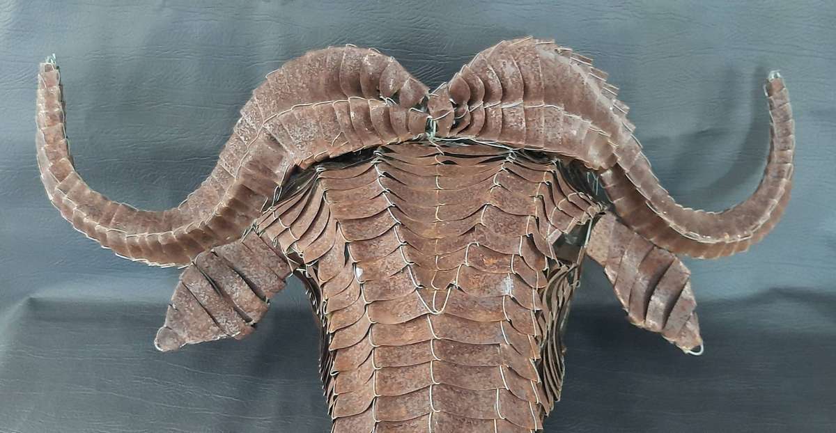 LARGE METAL WOVEN BUFFALO HEAD  WALL-MOUNTED SCULPTURAL STATEMENT