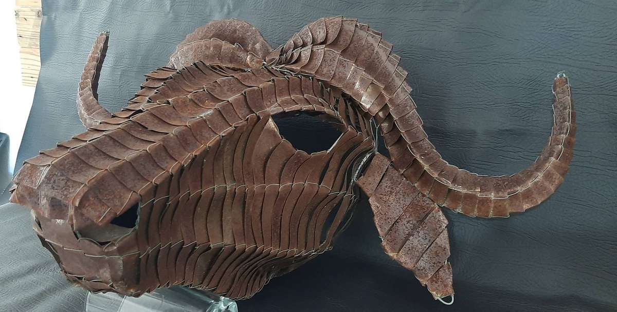 LARGE METAL WOVEN BUFFALO HEAD  WALL-MOUNTED SCULPTURAL STATEMENT