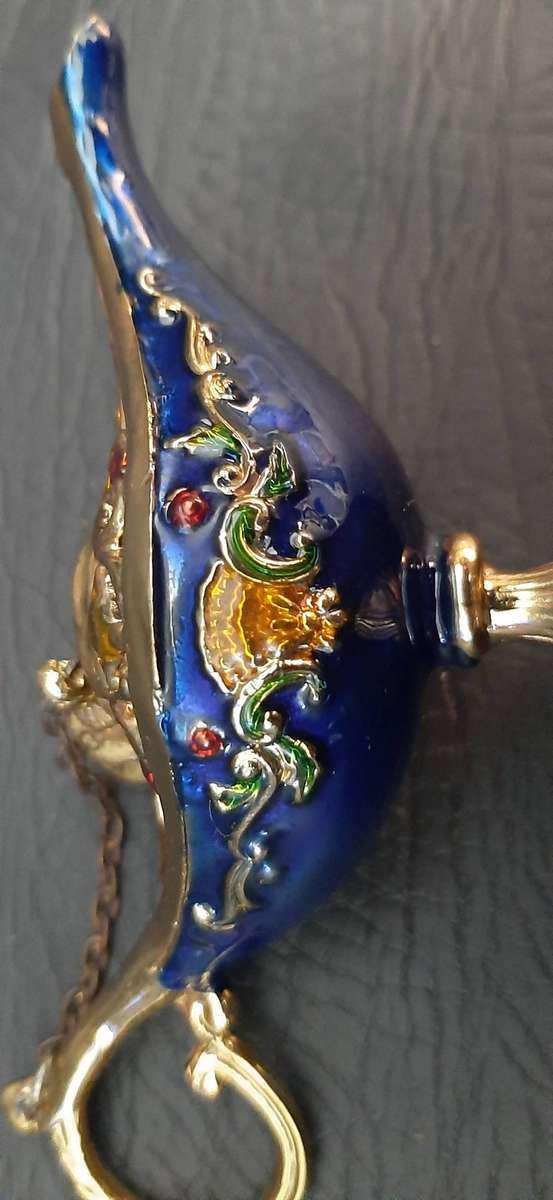 ORNATE BRASS ALLADIN'S LAMP  BLUE GILT & SEMI-PRECIOUS STONE INLAY