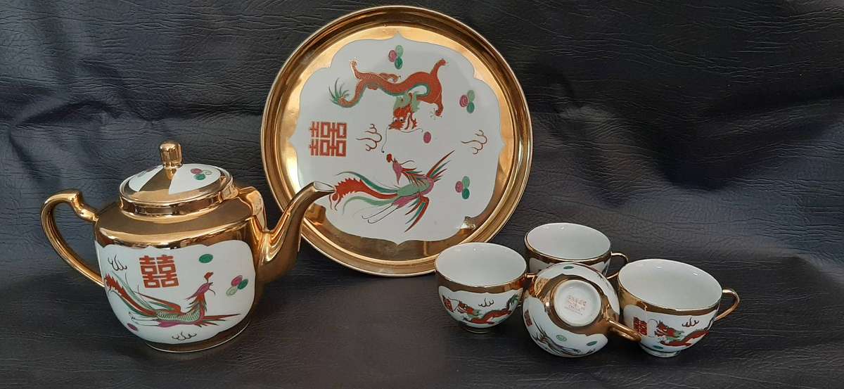 CEREMONIAL CHINESE DRAGON TEA SET  GOLD ACCENTS & SYMBOLIC POWER