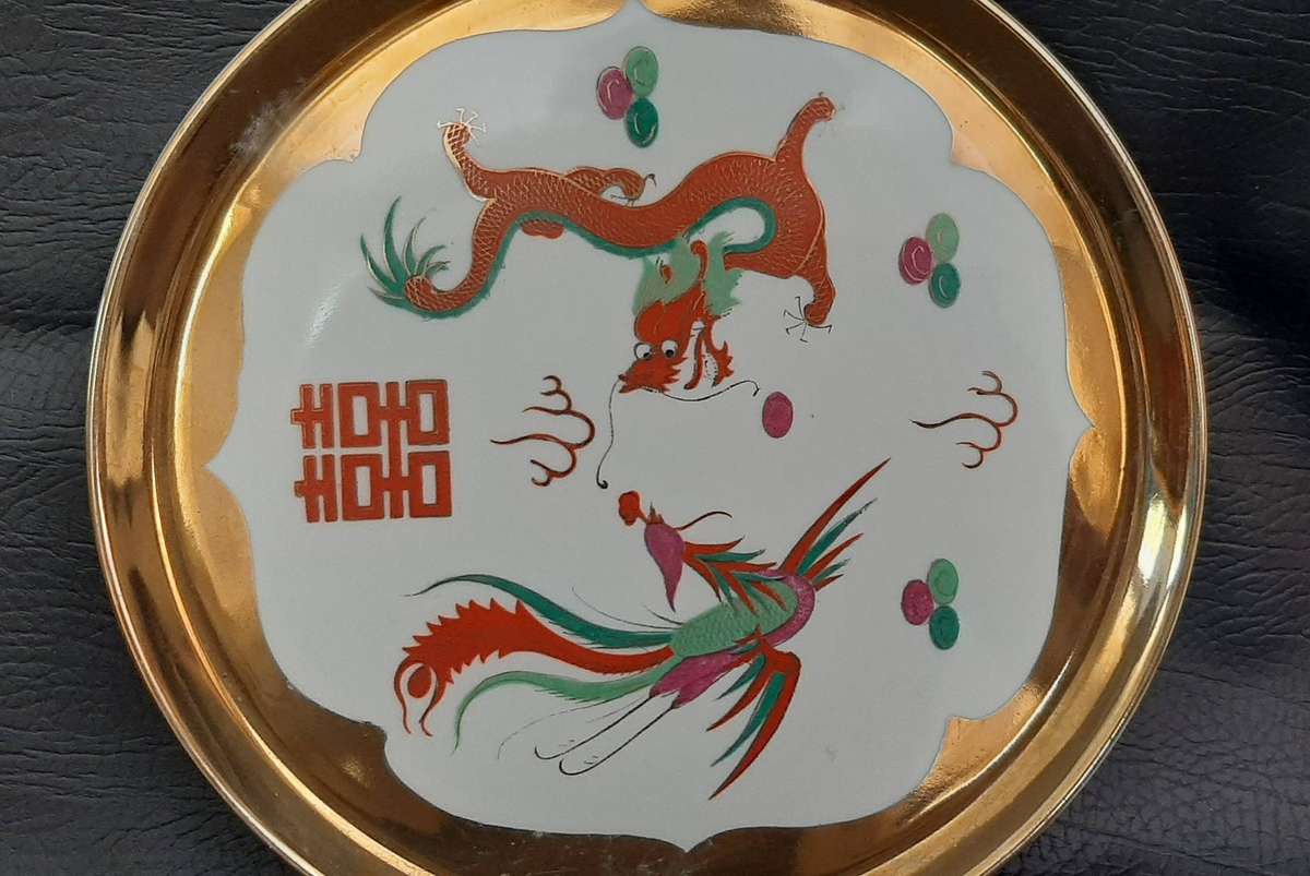 CEREMONIAL CHINESE DRAGON TEA SET  GOLD ACCENTS & SYMBOLIC POWER