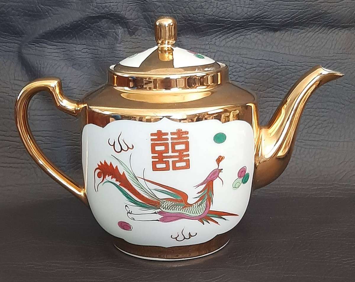 CEREMONIAL CHINESE DRAGON TEA SET  GOLD ACCENTS & SYMBOLIC POWER