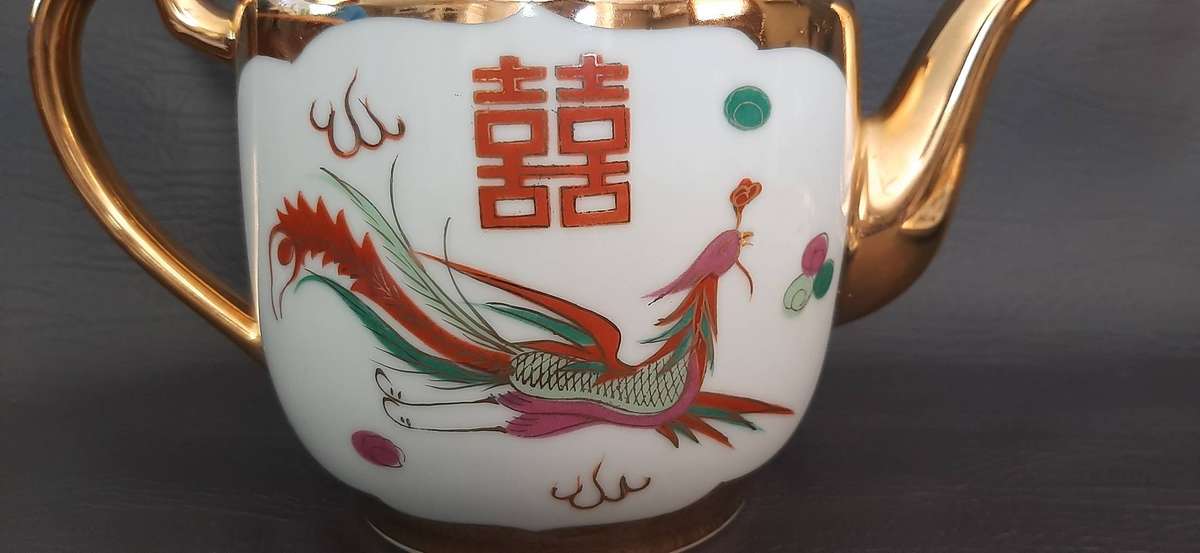 CEREMONIAL CHINESE DRAGON TEA SET  GOLD ACCENTS & SYMBOLIC POWER