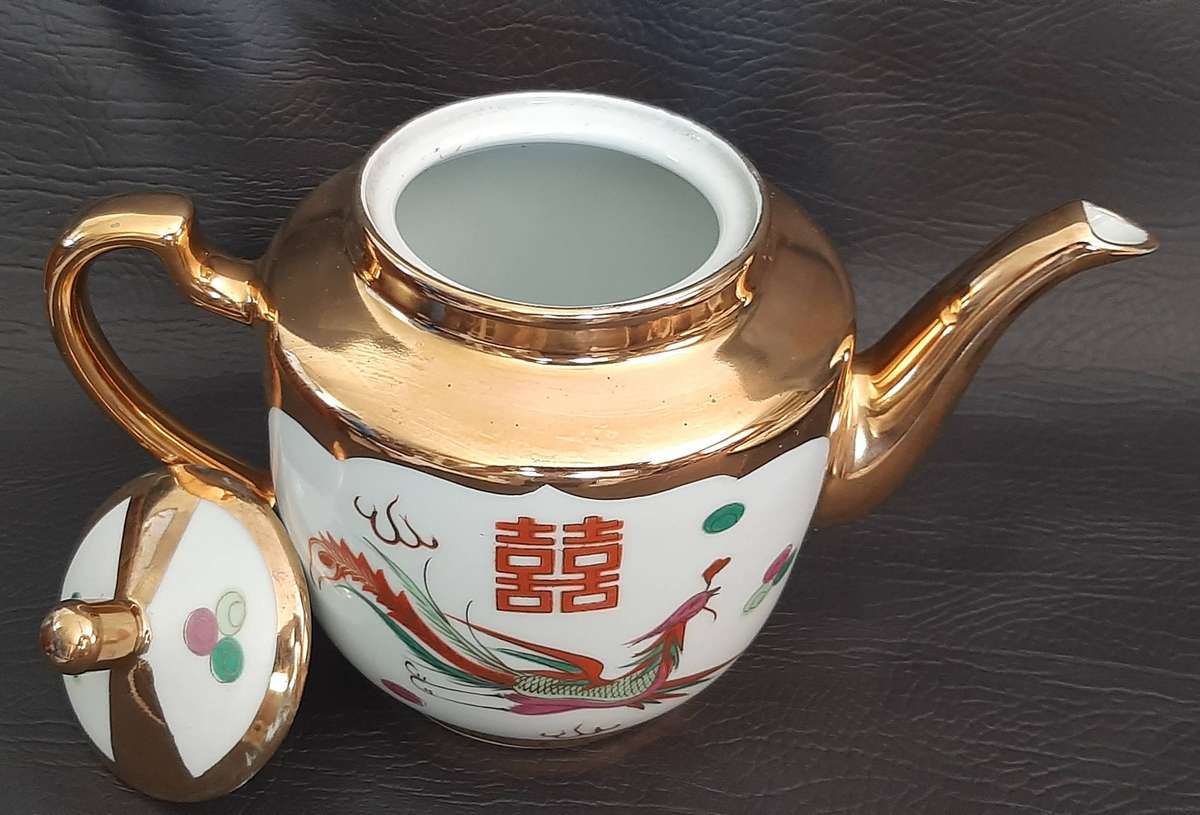CEREMONIAL CHINESE DRAGON TEA SET  GOLD ACCENTS & SYMBOLIC POWER