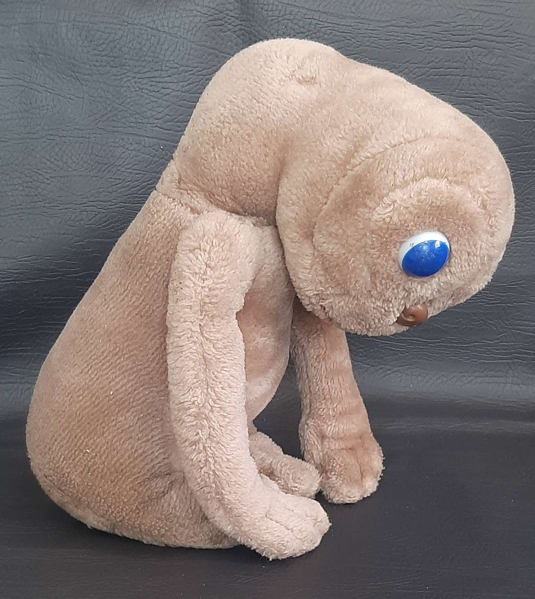 VINTAGE 1982 E.T. PLUSH TOY  30CM OF NOSTALGIA