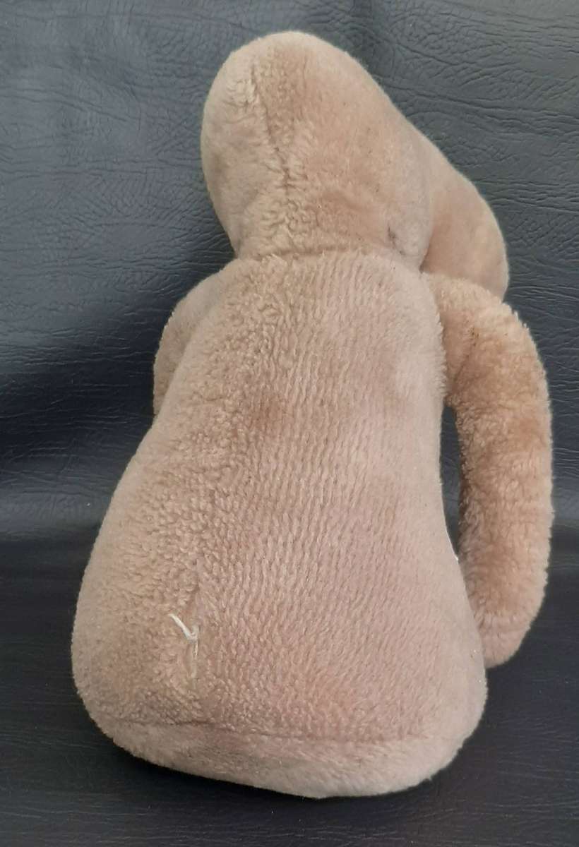VINTAGE 1982 E.T. PLUSH TOY  30CM OF NOSTALGIA