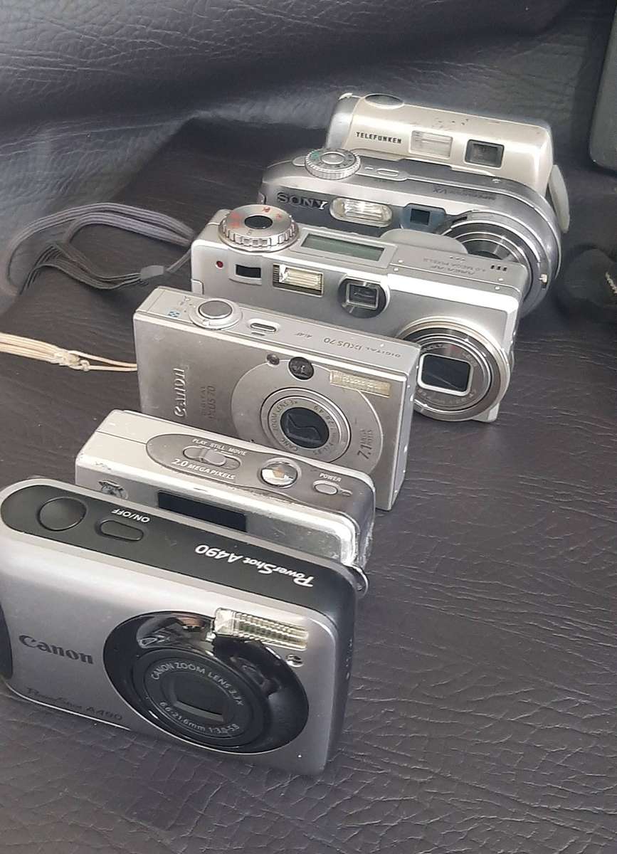 Vintage Tech Joblot: Cameras, Lenses & GPS Devices