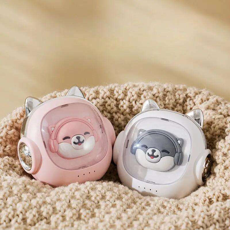 3 IN 1 - CUTE POWERBANK, NIGHTLIGHT AND HANDWARMER