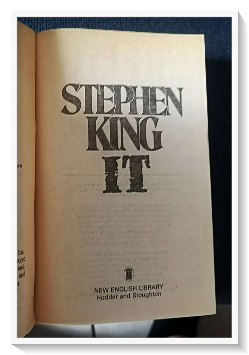 IT by Stephen King - a FUTURA Paperback - 1987 Rare Paperback - In Mint Condition