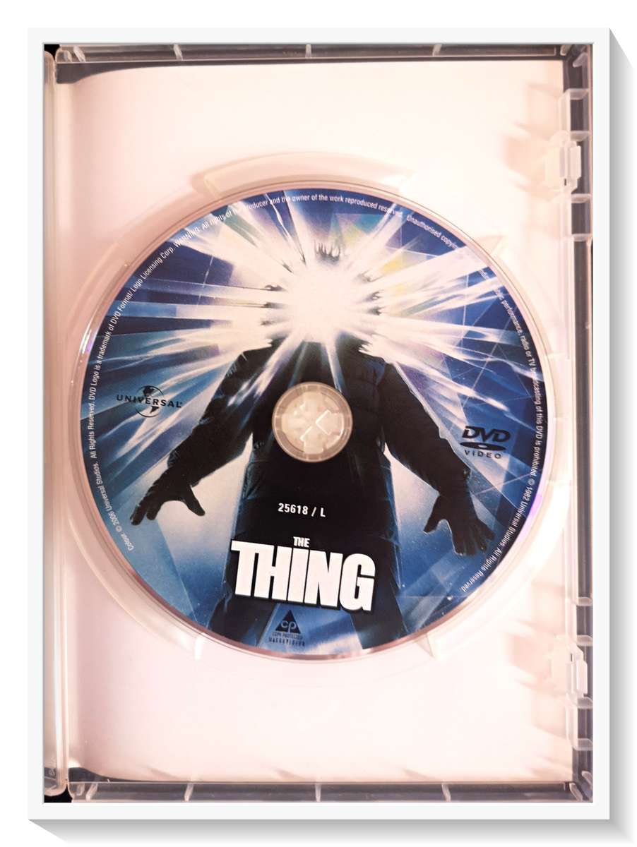 The Thing - CULT CLASSIC - JOHN CARPENTER - Classic Cosmic Horror - Casing & Disc in Excellent Cond.
