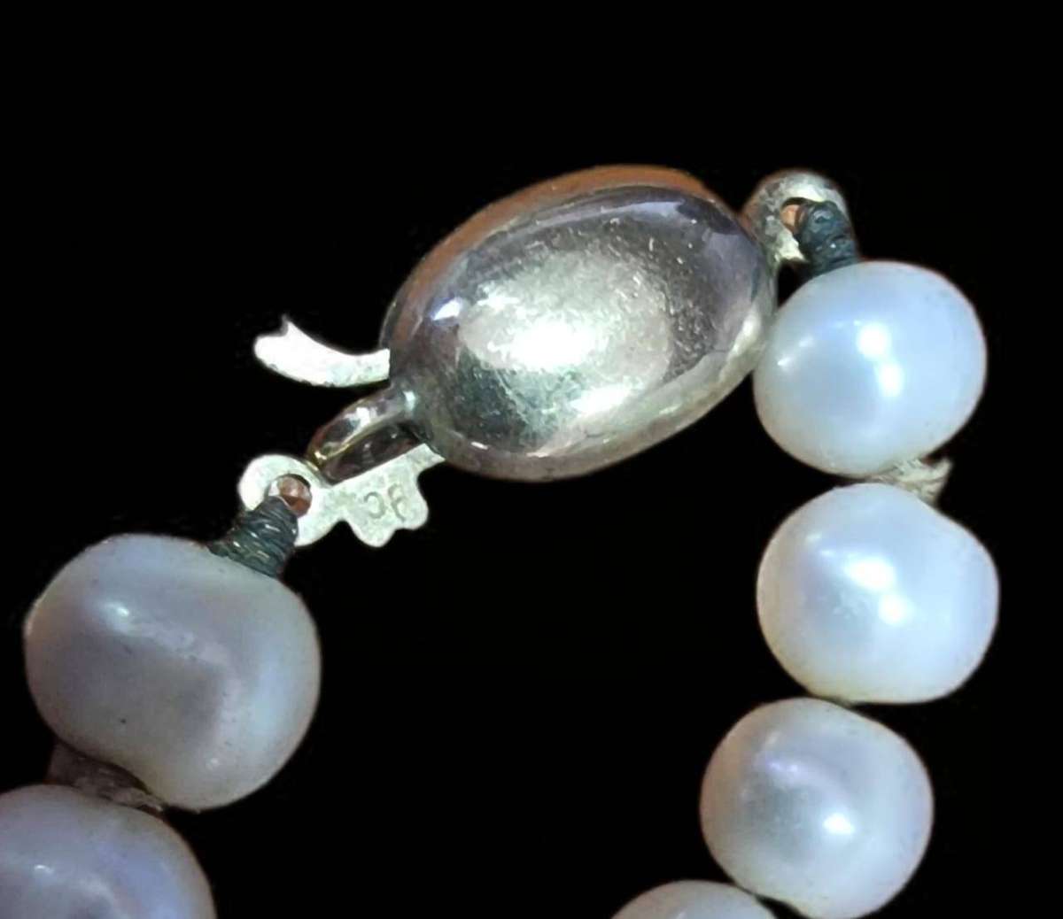 Genuine Pearl white Necklace with 9ct clasp