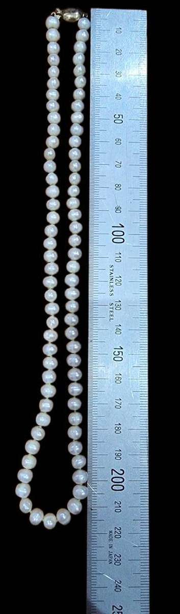 Genuine Pearl white Necklace with 9ct clasp