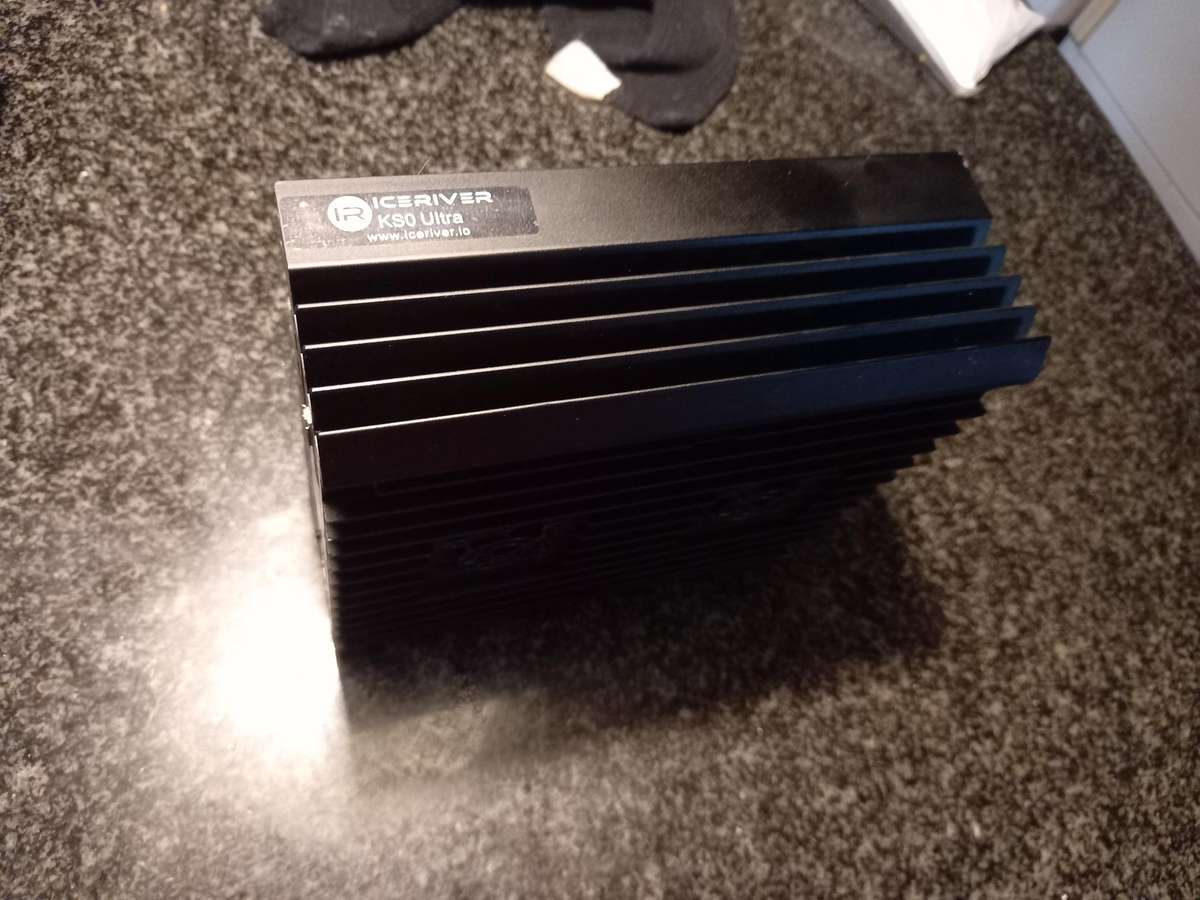 ICERIVER ASIC KS0 Ultra 400Gh 100W Kaspa KAS Miner with PSU (KASPA MINER)