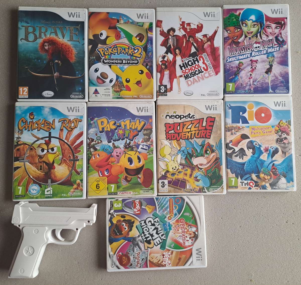 Nintendo Wii console with games