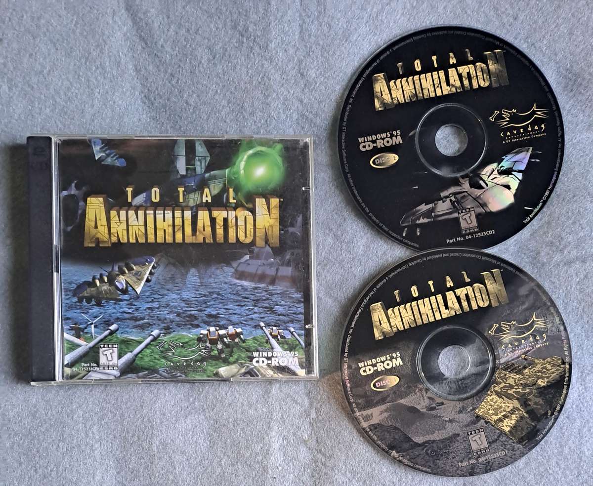 PC CD classic: Total Annihilation.