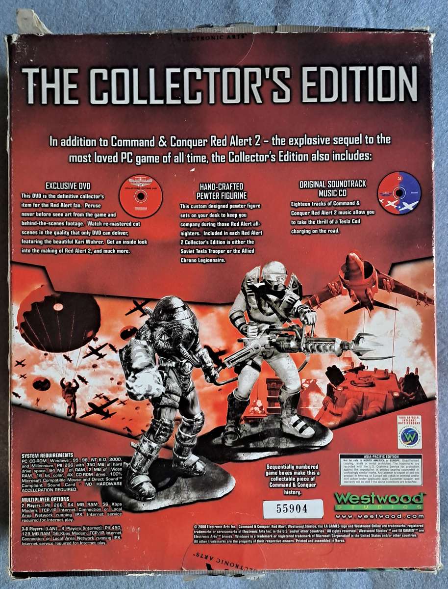 PC Red Alert 2 Collector's Edition big box. (Box only)