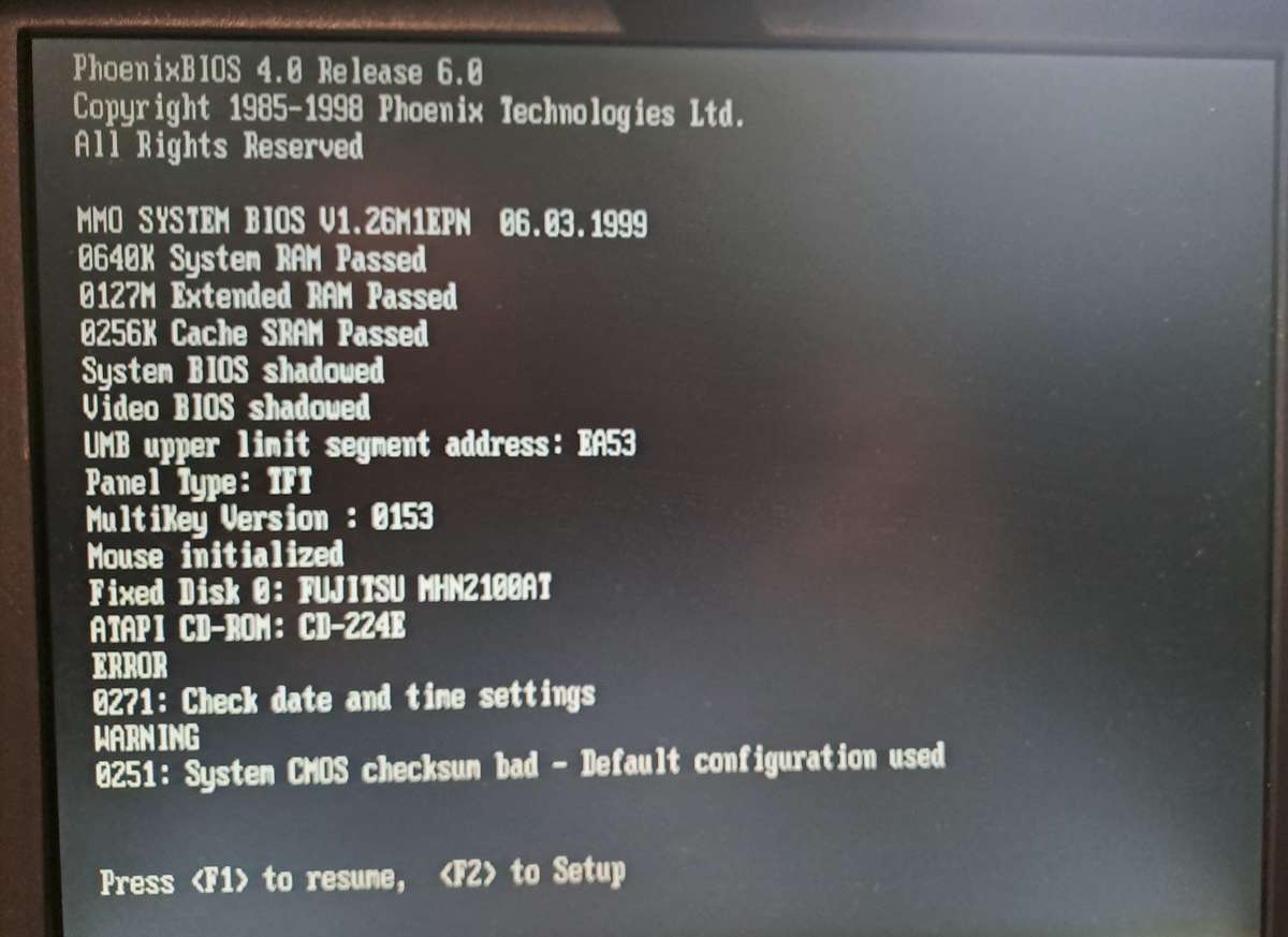 Vintage Laptop: AST Ascentia 900N 4/75 Intel 486.