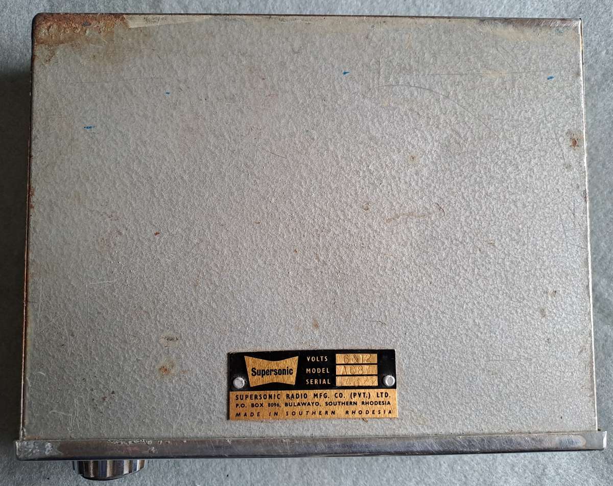 Vintage Rhodesian Supersonic Car Radio