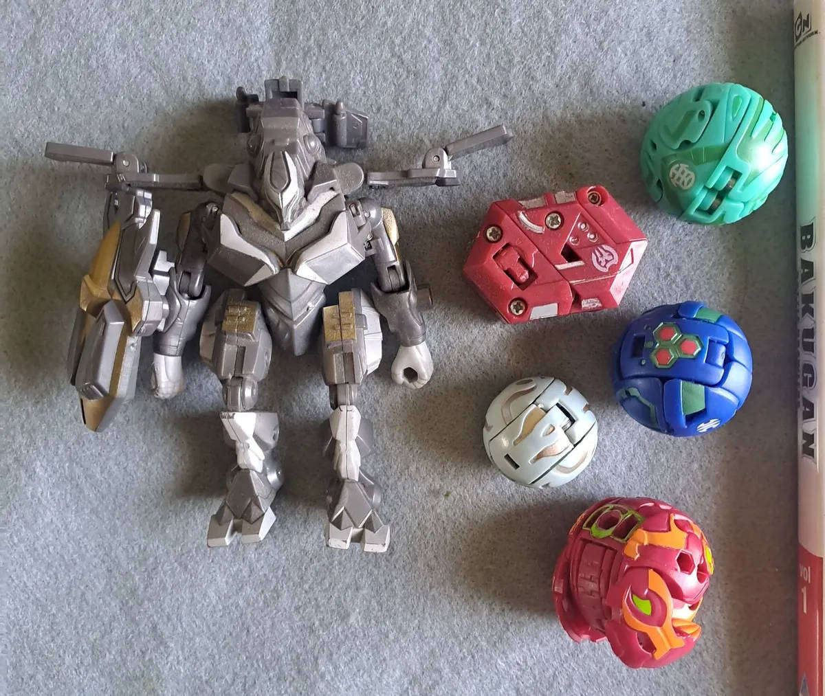 Bakugan lot.