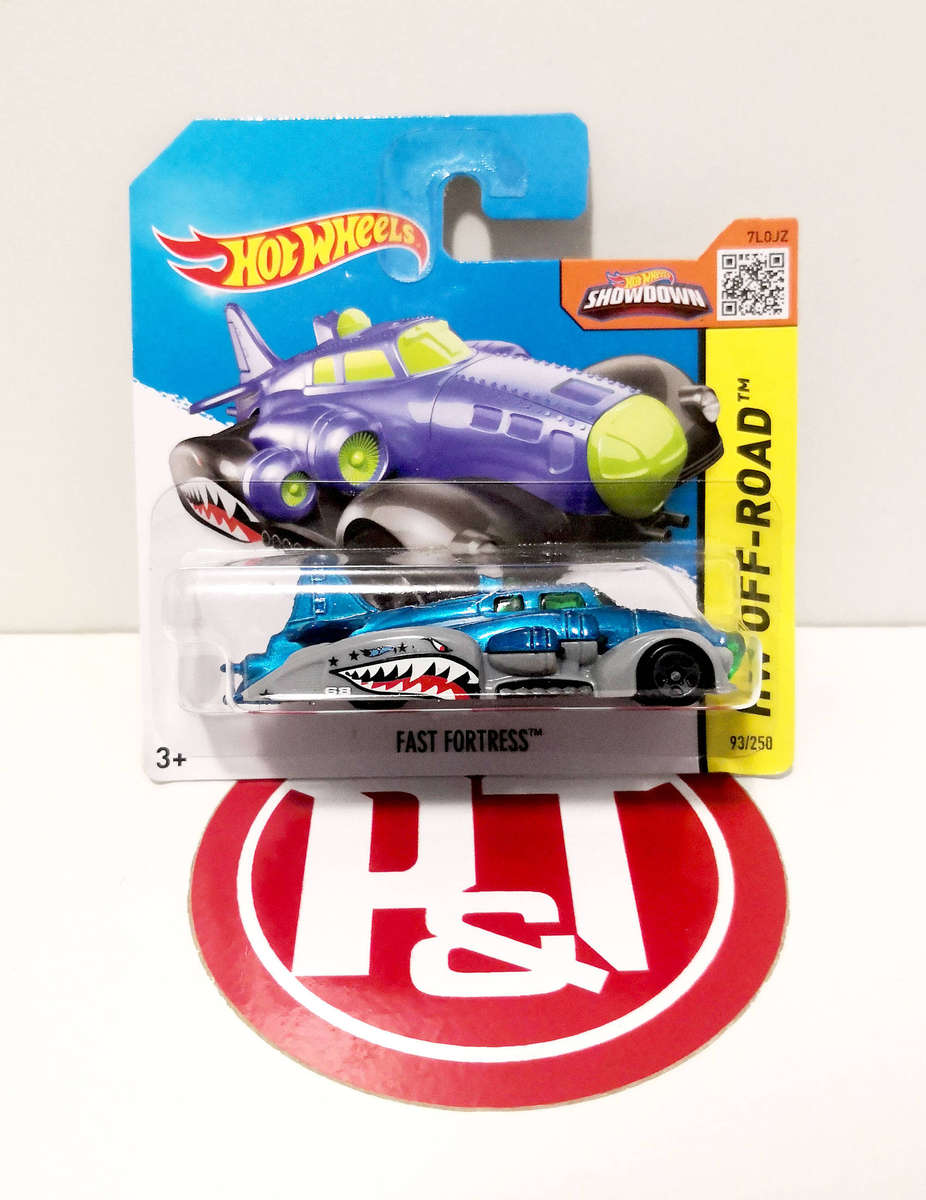 2015 Hot Wheels Fast Fortress