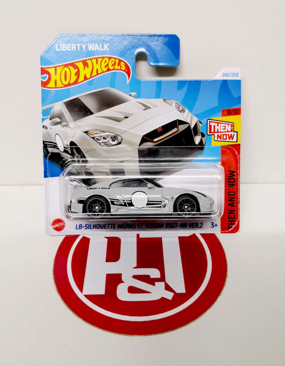 Hot Wheels Nissan Combo (4 Models)