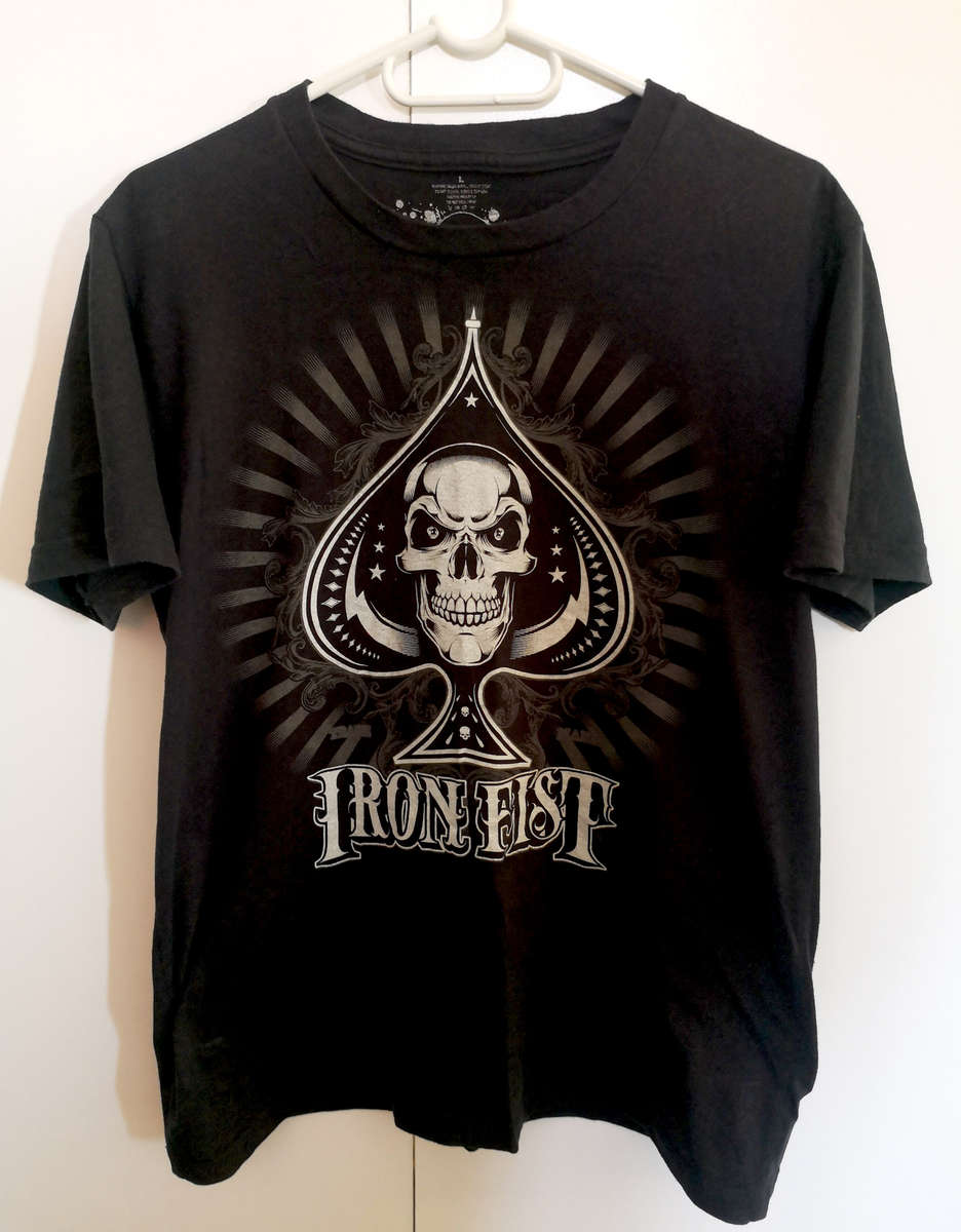 Men's IRON FIST Graphic T-Shirt - L