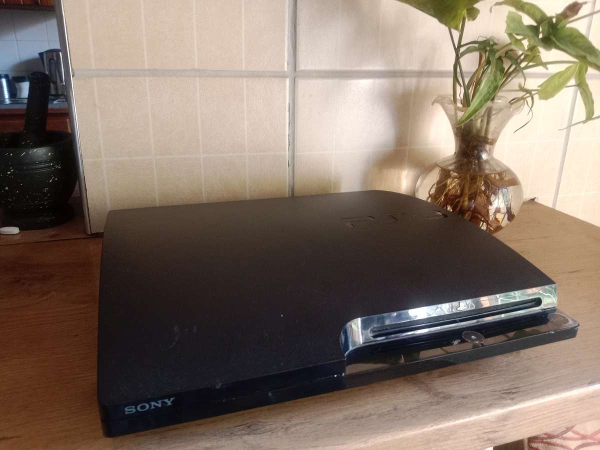 PS3 slim 250gb for parts repair