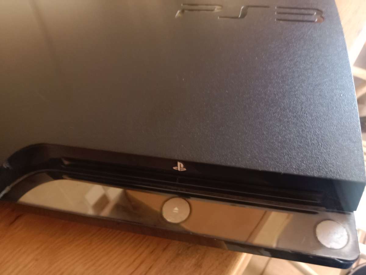 PS3 slim 250gb for parts repair