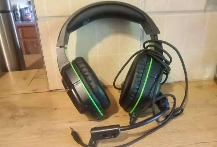 Gaming headset headphones