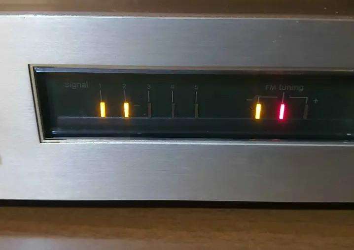 Technics vintage tuner ST -S1