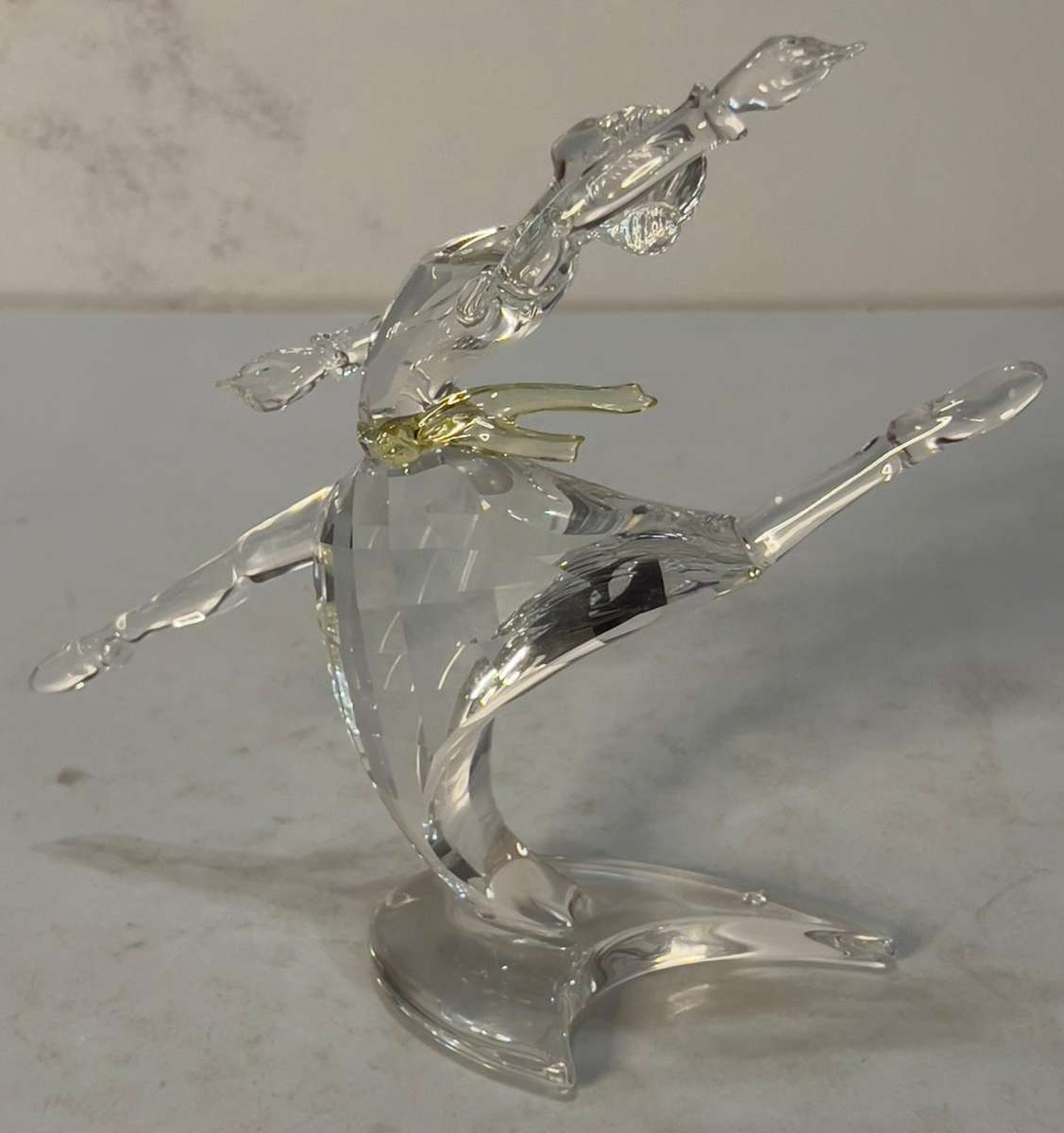 Swarovski Crystal Magic Of Dance Anna Club Piece 2004
