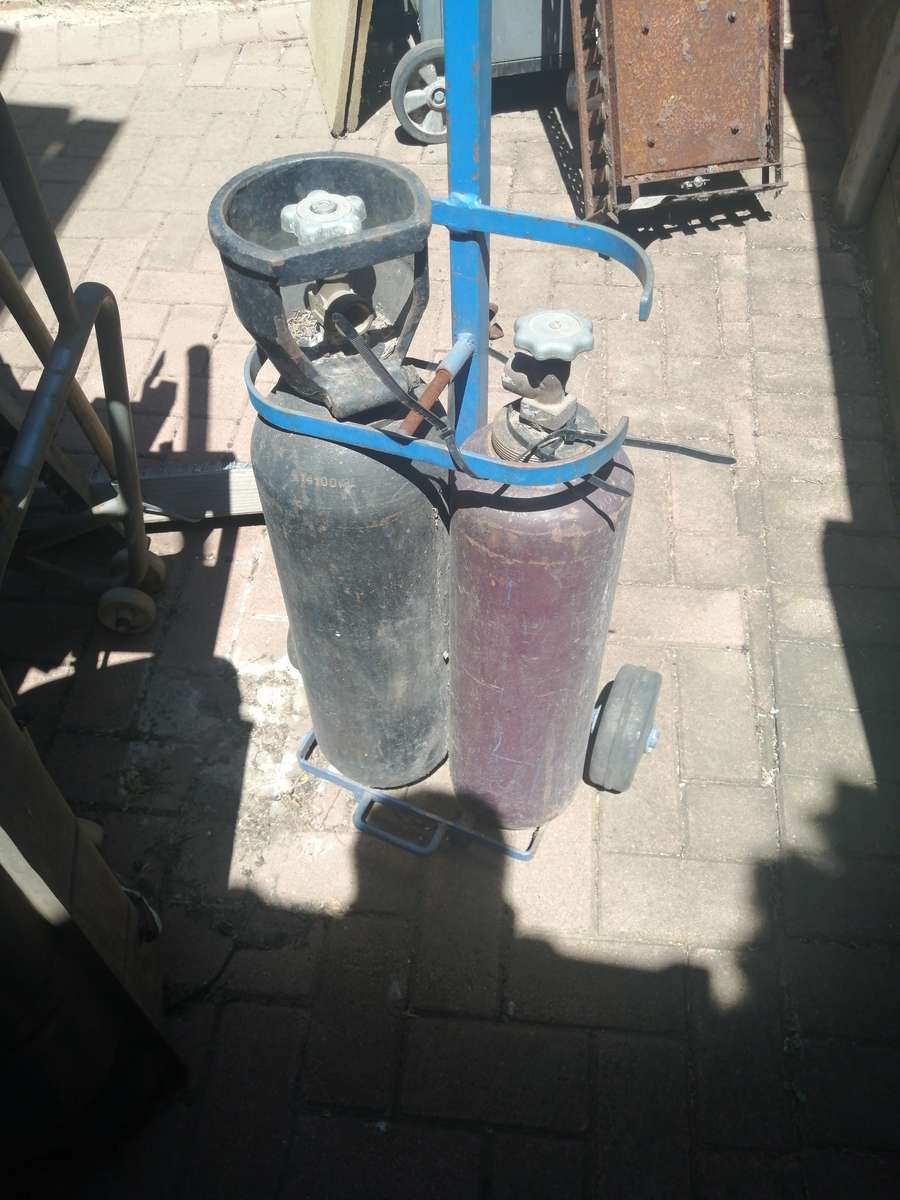 Cylinders Welding Gas
