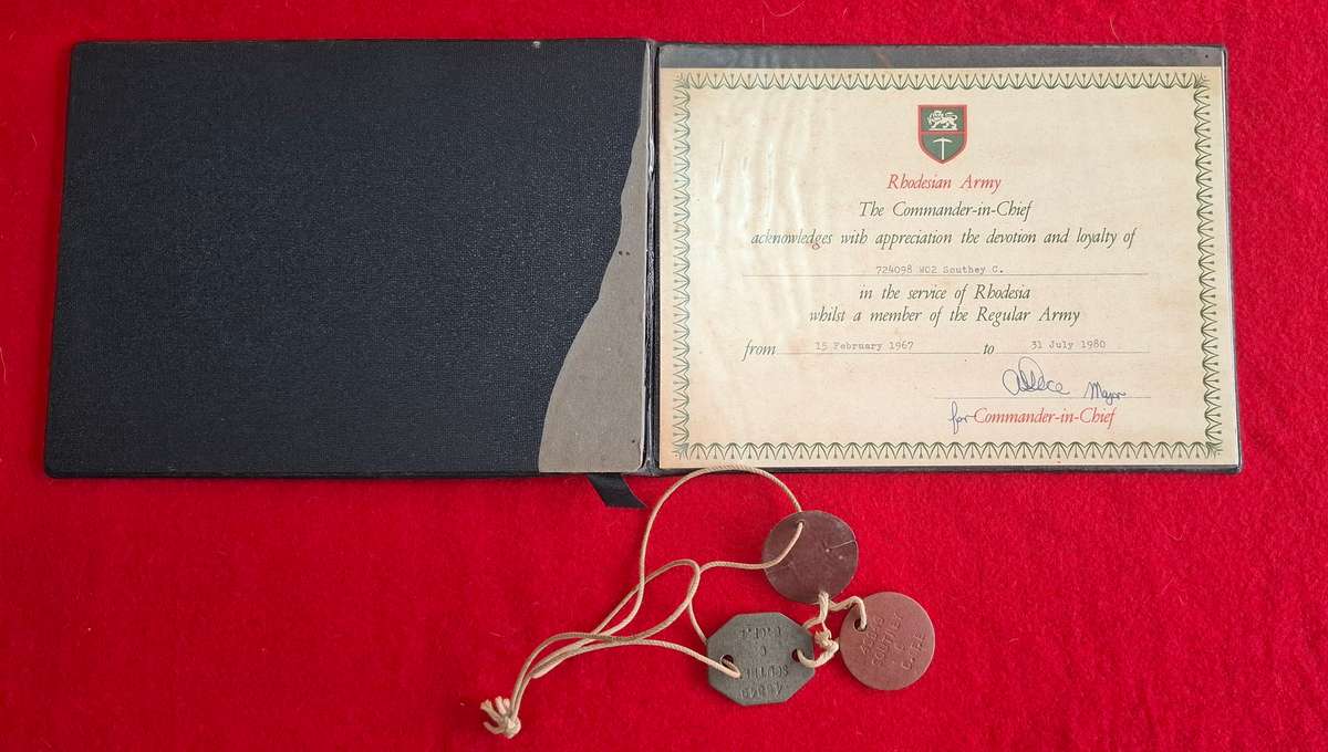 RHODESIAN ARMY  - WO2'S CERTIFICATE OF SERVICE + DOG TAGS  - READ BELOW    (8737)