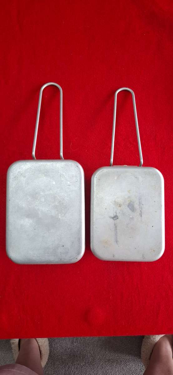 RHODESIAN ARMY - SET OF 2 MESS TINS       (8742)