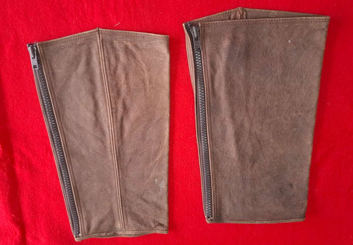 RHODESIAN ARMY - PRIVATELY MADE LEATHER ANKLETS  FOR A  4RR TRACKER   (8748)