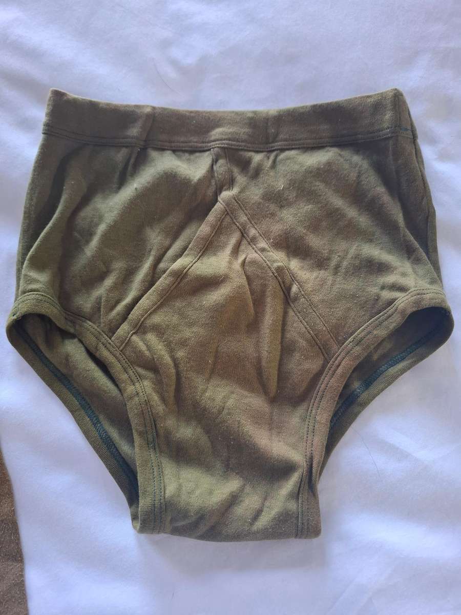 RHODESIAN ARMY  - PAIR OF UNDERPANTS + PT VEST - MADE MERIDIAN 81CM.  - INSCRIBED  (110)
