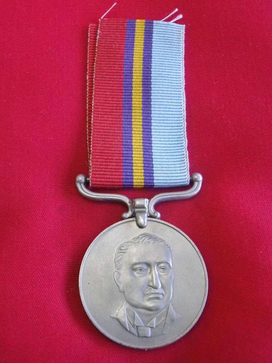 RHODESIA - FULL SIZE GENERAL SERVICE MEDAL (GSM) TO - 381059 RFN W.I. STEWART -UNRESEARCHED  (136)