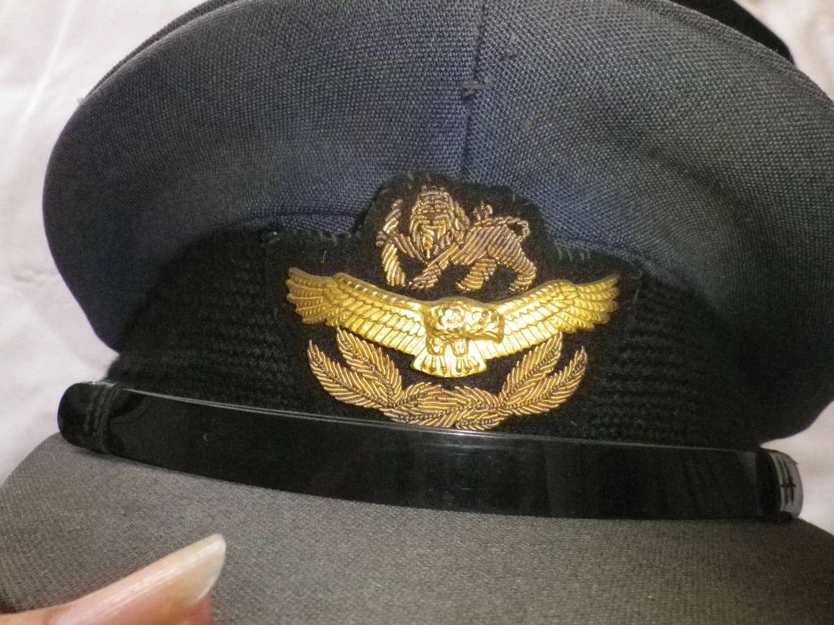 RHODESIAN AIR FORCE- OFFICERS CAP - RIM 57cm / 22.5"      (300)