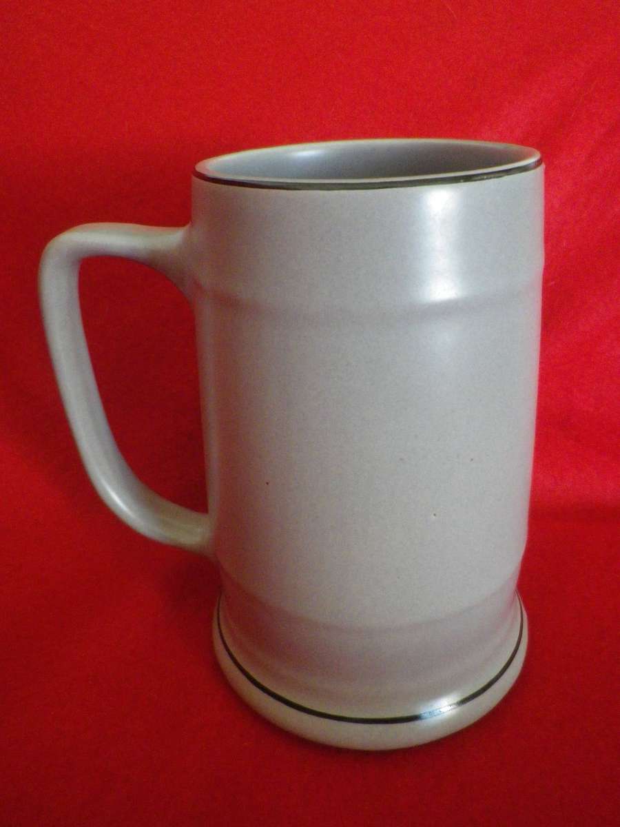 RHODESIAN BEER MUGS - "THE BODY BOX, INYANGA"     (352)