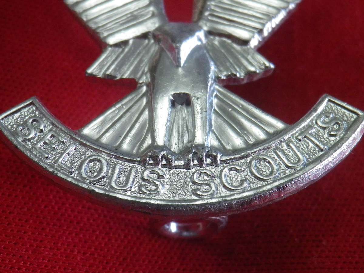 RHODESIA - SELOUS SCOUTS 1ST ISSUE ANODISED BERET BADGE   (3004)