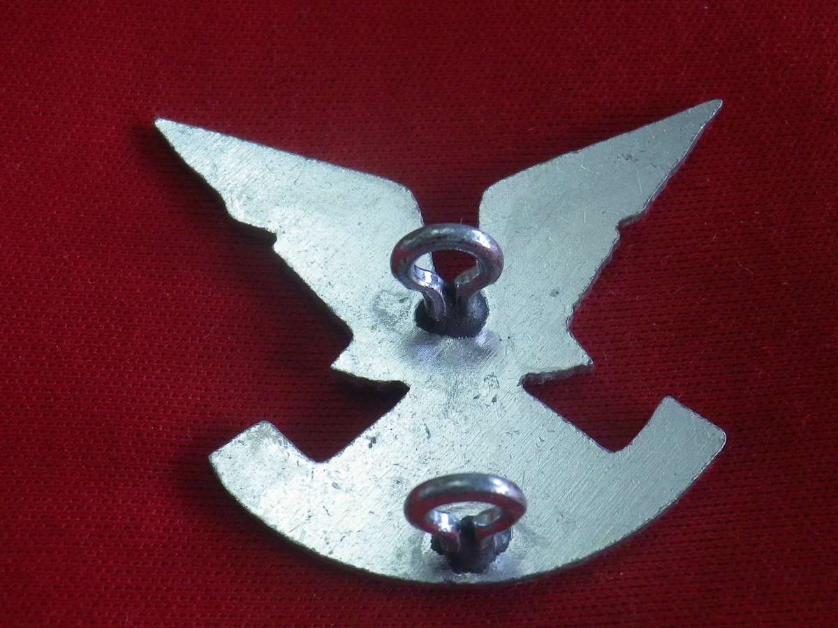 RHODESIA - SELOUS SCOUTS 1ST ISSUE ANODISED BERET BADGE   (3004)