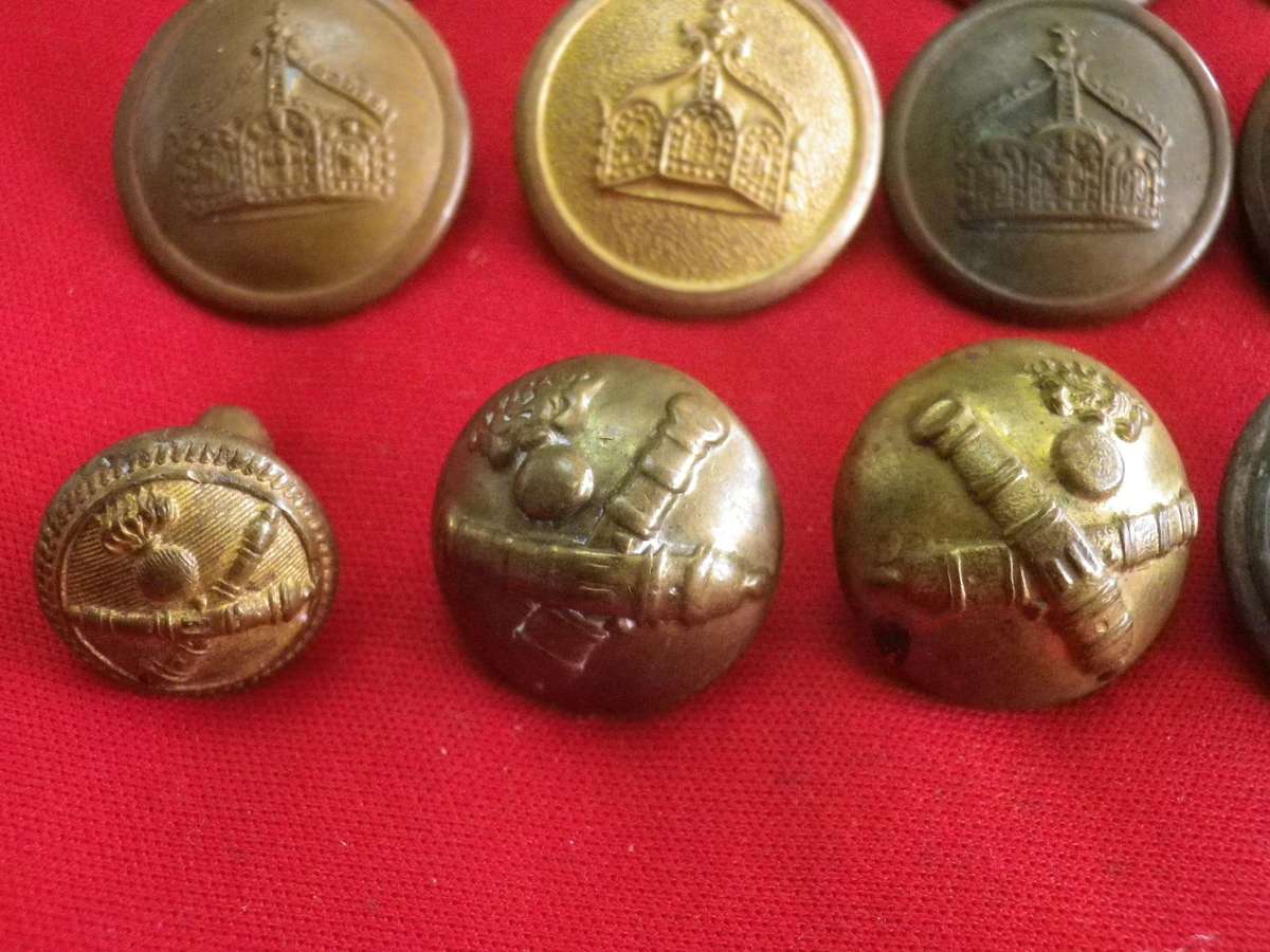 16 X GERMAN + ITALIAN BUTTONS & 2 PRUSSIAN BUTTONS , ALL WW2 OR EARLIER - OD RANGE 15mm-25mm (174)